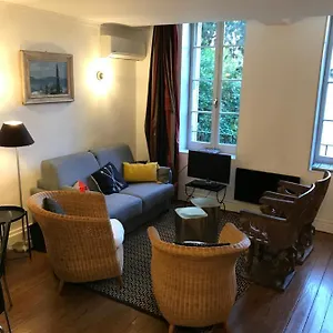 Appartement Duplex Face Au Palais