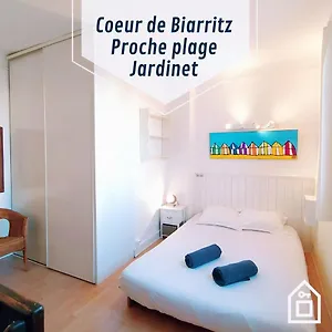 https://lalanne-btz-duplex-jardinet-pres-de-la-plage.biarritzhotels.info