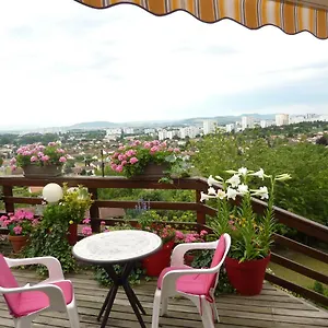 https://appartement-clermont-cebazat.hotels-rhonealpes.com
